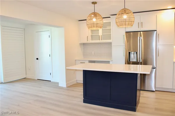 Property Slideshow image 3 of 16 | 333 harbour dr apt 109, Naples, FL, 34103