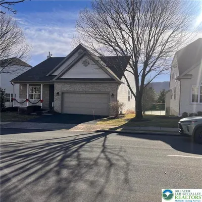 Property Slideshow image 2 of 28 | 3091 donegal dr, Macungie, PA, 18062