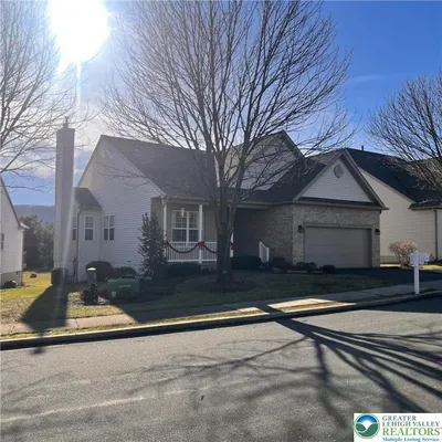 Property Slideshow image 3 of 28 | 3091 donegal dr, Macungie, PA, 18062