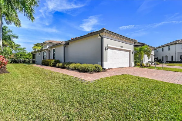 Property Slideshow image 2 of 54 | 9145 passiflora way, Boca Raton, FL, 33428