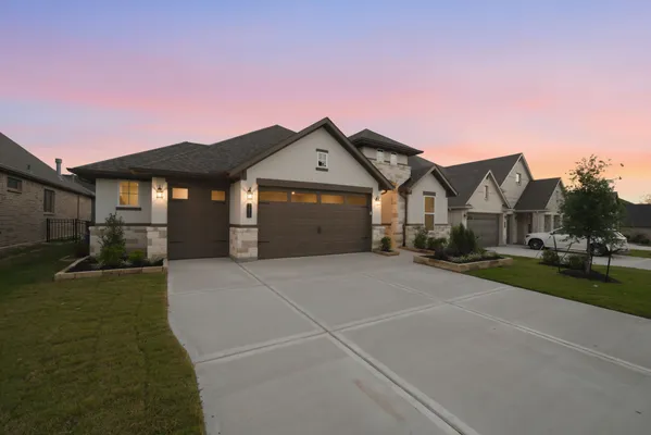 Property Slideshow image 2 of 47 | 10025 larkin cv, Willis, TX, 77318