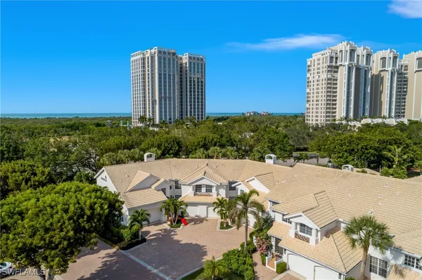 Property Slideshow image 3 of 35 | 6835 san marino dr apt 802c, Naples, FL, 34108