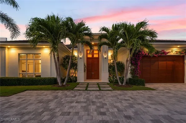 Property Slideshow image 2 of 50 | 655 starboard dr, Naples, FL, 34103