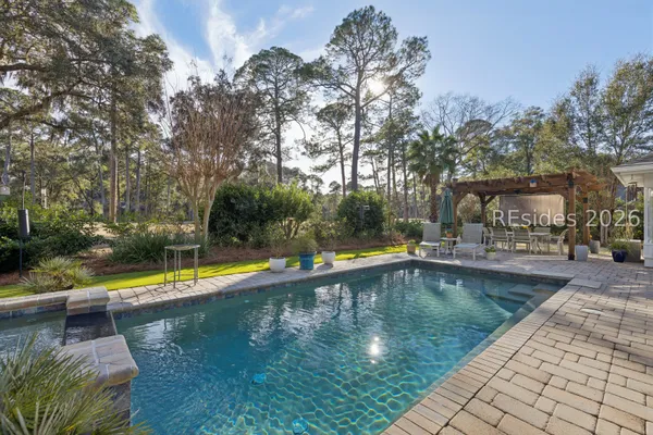 Property Slideshow image 2 of 77 | 53 wedgefield dr, Hilton Head Island, SC, 29926