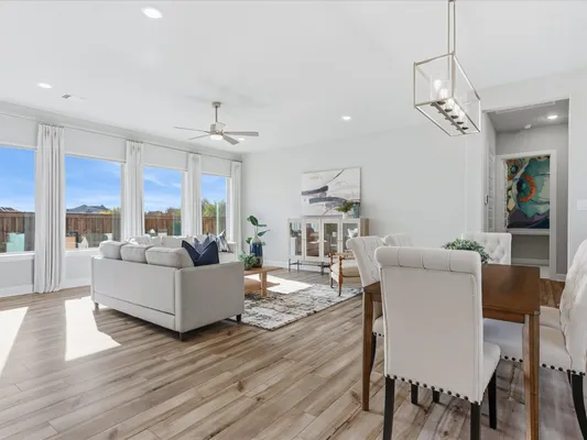 Property Slideshow image 3 of 30 | 4800 cypress thorn dr, Arlington, TX, 76005