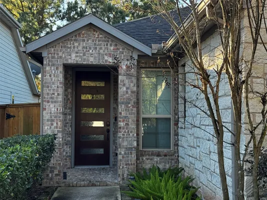 Property Slideshow image 2 of 9 | 118 arrowhead ln, Montgomery, TX, 77316