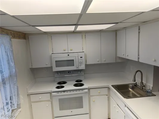 Property Slideshow image 3 of 26 | 1828 pine valley dr 209, Fort Myers, FL, 33907