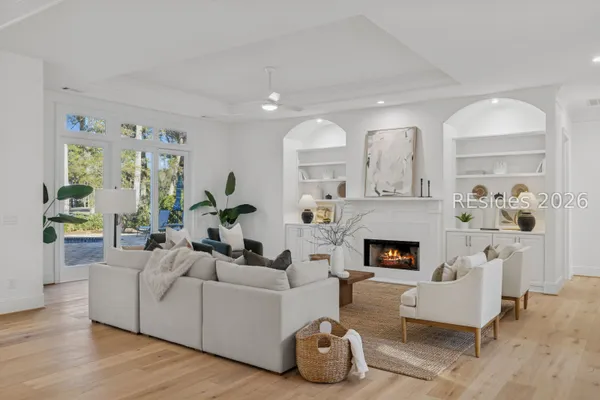 Property Slideshow image 3 of 33 | 14 chaplin dr, Hilton Head Island, SC, 29926