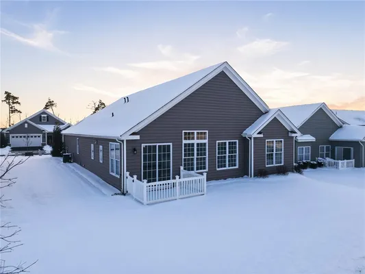 Property Slideshow image 3 of 45 | 289 jefferson ln, Cranberry Twp, PA, 16066