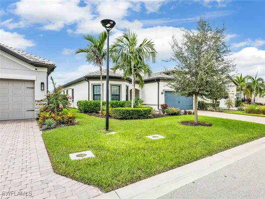 Property Slideshow image 2 of 44 | 19724 aqua view ln, Fort Myers, FL, 33913