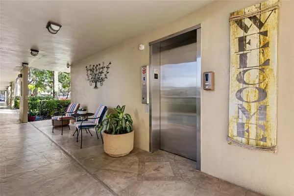 Property Slideshow image 3 of 41 | 7552 ashmont cir # 310, Tamarac, FL, 33321