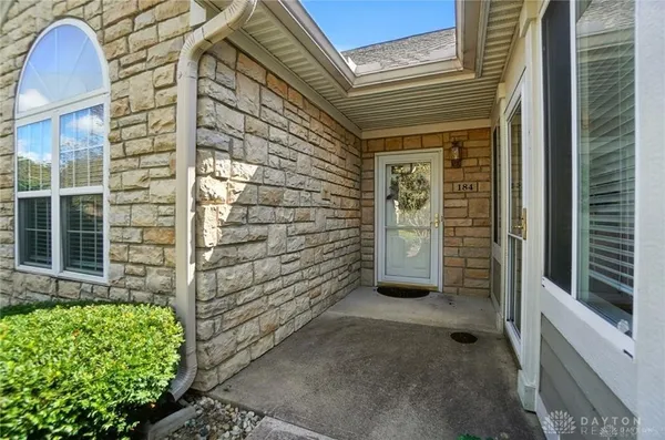 Property Slideshow image 3 of 54 | 184 edinburgh village dr, Centerville, OH, 45458