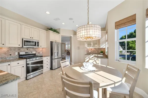 Property Slideshow image 2 of 48 | 3710 montreux ln 201, Naples, FL, 34114
