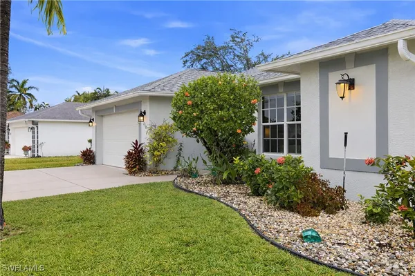 Property Slideshow image 2 of 34 | 218 marseille dr, Naples, FL, 34112