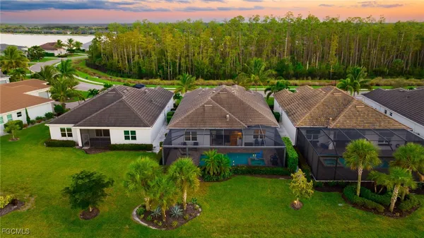 Property Slideshow image 2 of 50 | 15032 blue bay cir, Fort Myers, FL, 33913