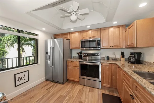 Property Slideshow image 2 of 34 | 11540 caravel cir 3012, Fort Myers, FL, 33908