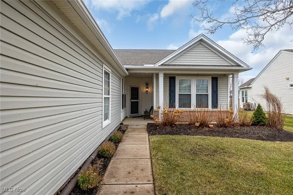 Property Slideshow image 2 of 47 | 38391 kingsbury dr, North Ridgeville, OH, 44039