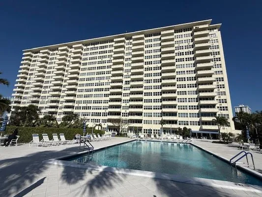 Property Slideshow image 2 of 17 | 3200 ne 36th st 321, Fort Lauderdale, FL, 33308