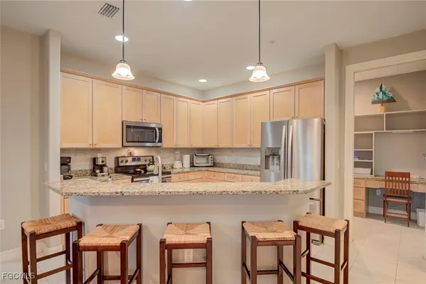 Property Slideshow image 3 of 39 | 11924 tulio way apt 2903, Fort Myers, FL, 33912