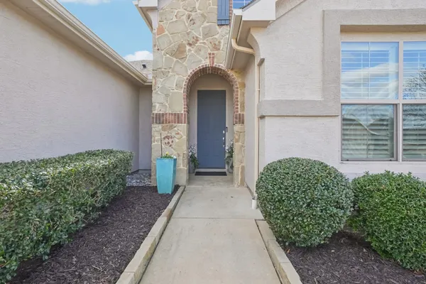 Property Slideshow image 3 of 39 | 9705 teakwood ave, Denton, TX, 76207