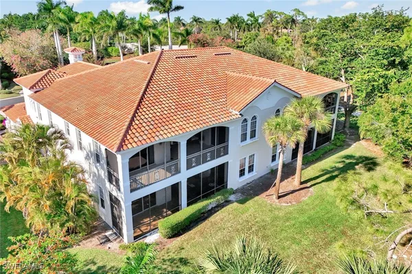 Property Slideshow image 3 of 21 | 9002 cascada way 102, Naples, FL, 34114