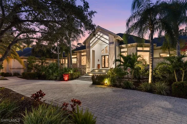 Property Slideshow image 3 of 50 | 3791 bay creek dr, Bonita Springs, FL, 34134
