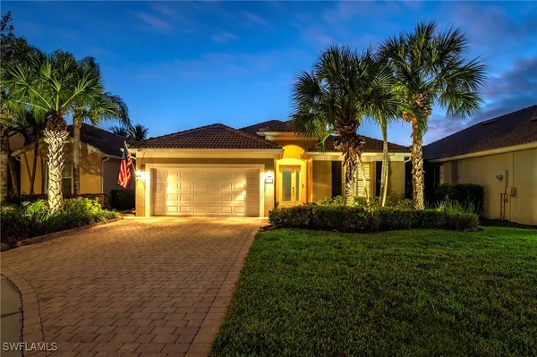 Property Slideshow image 2 of 50 | 28574 guinivere way, Bonita Springs, FL, 34135