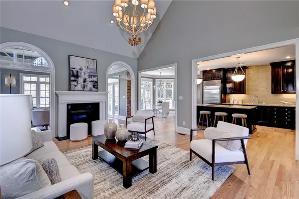 Property Slideshow image 2 of 50 | 156 oak holw, Williamsburg, VA, 23188