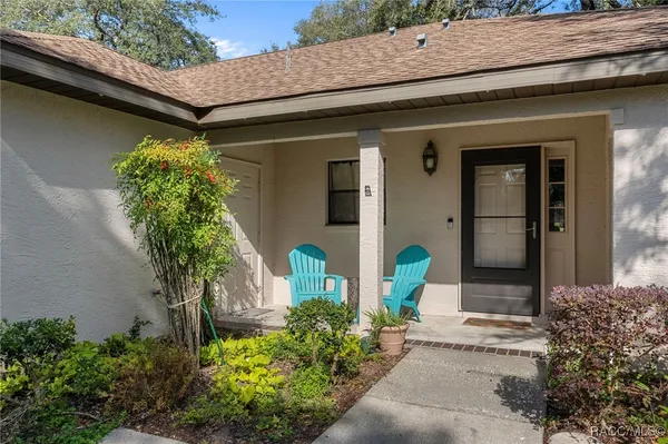 Property Slideshow image 2 of 50 | 5991 w bromley cir, Crystal River, FL, 34429