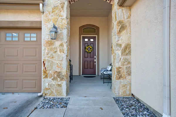 Property Slideshow image 3 of 40 | 9709 stonewood dr, Denton, TX, 76207
