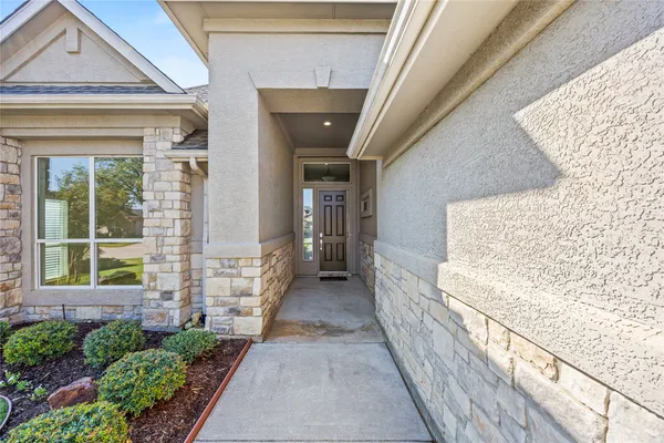Property Slideshow image 3 of 38 | 10409 countryside dr, Denton, TX, 76207