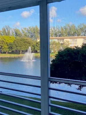 Property Slideshow image 2 of 22 | 1902 bermuda cir e2, Coconut Creek, FL, 33066