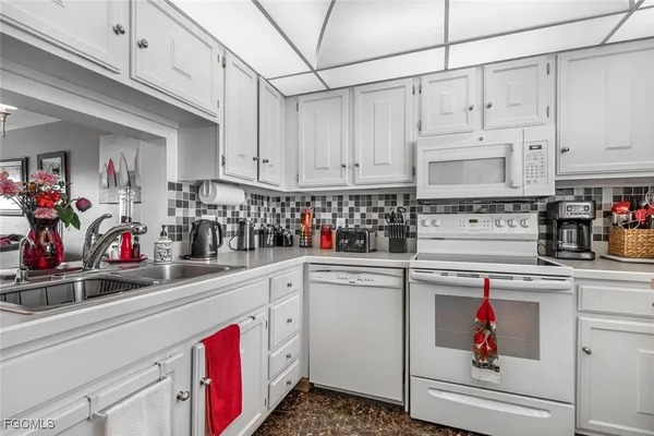 Property Slideshow image 2 of 37 | 1660 pine valley dr 210, Fort Myers, FL, 33907