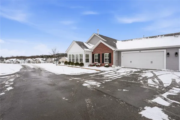 Property Slideshow image 3 of 35 | 1132 sandy ridge dr, Buffalo Twp, PA, 16055