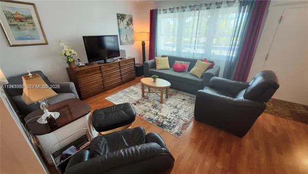 Property Slideshow image 3 of 42 | 2112 newport u # 2112, Deerfield Beach, FL, 33442