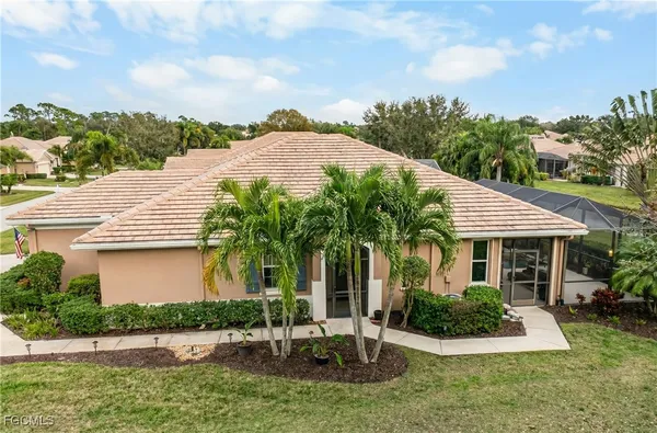Property Slideshow image 2 of 50 | 10695 camarelle cir, Fort Myers, FL, 33913