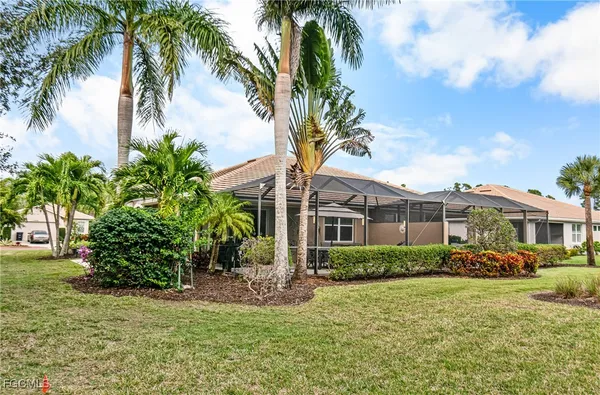 Property Slideshow image 3 of 50 | 10695 camarelle cir, Fort Myers, FL, 33913
