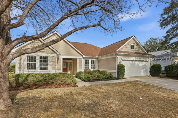 Property Slideshow image 2 of 45 | 6 hampton cir, Bluffton, SC, 29909