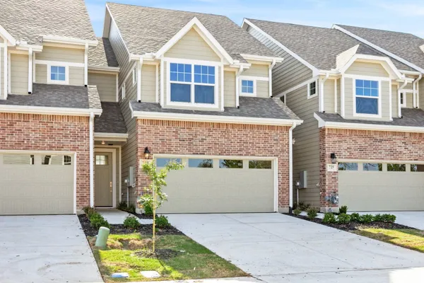 Property Slideshow image 2 of 30 | 704 prosper ln, Wylie, TX, 75098