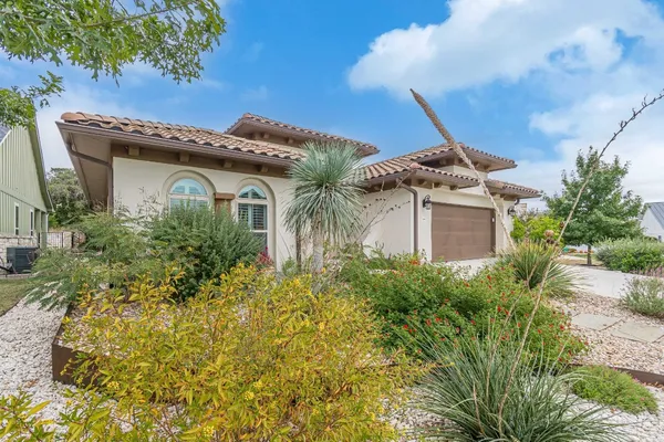 Property Slideshow image 2 of 39 | 108 hopping peach st, San Marcos, TX, 78666