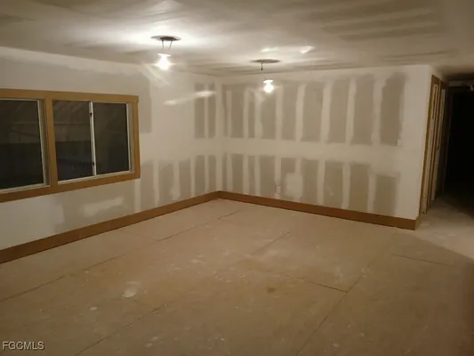 Property Slideshow image 3 of 8 | 5511 ben franklin ln, North Fort Myers, FL, 33917