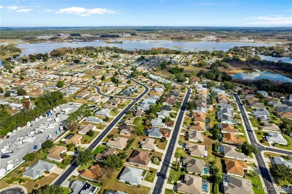 Property Slideshow image 3 of 43 | 3622 e arbor lakes dr, Hernando, FL, 34442