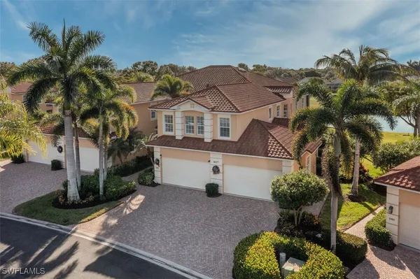 Property Slideshow image 2 of 35 | 8657 champions pt 1404, Naples, FL, 34113