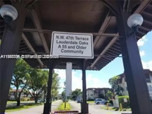 Property Slideshow image 2 of 17 | 2901 nw 47th ter 248b, Lauderdale Lakes, FL, 33313