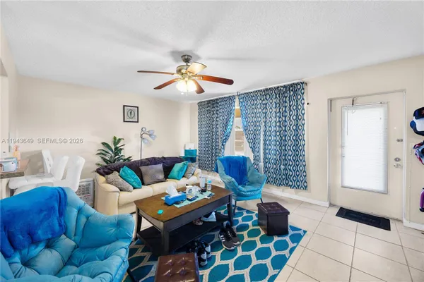 Property Slideshow image 3 of 26 | 446 durham o # 446, Deerfield Beach, FL, 33442