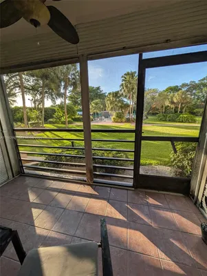 Property Slideshow image 2 of 14 | 900 saint charles pl l6, Pembroke Pines, FL, 33026