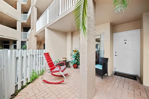 Property Slideshow image 3 of 25 | 7414 trent dr # 108, Tamarac, FL, 33321