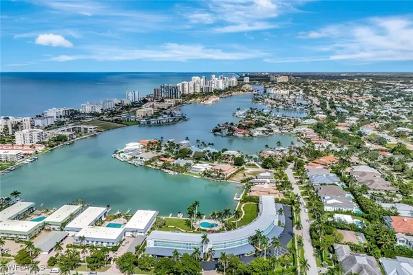 Property Slideshow image 2 of 44 | 383 harbour dr 304, Naples, FL, 34103