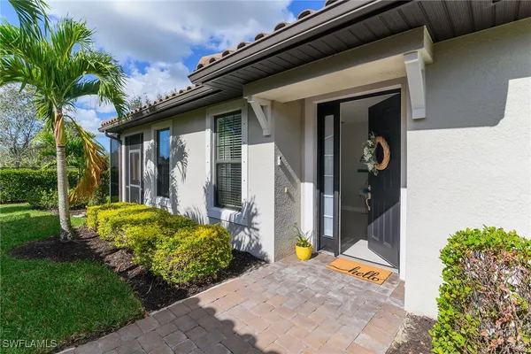 Property Slideshow image 3 of 31 | 8111 calle canovas st, Naples, FL, 34114