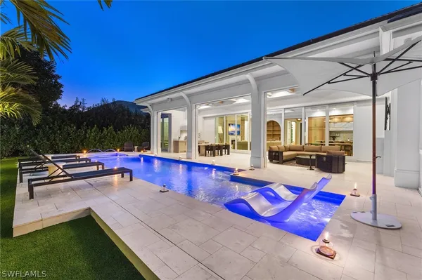 Property Slideshow image 2 of 22 | 660 wedge dr, Naples, FL, 34103